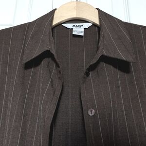 Alia Vtg Chocolate Brown Pinstripe Blazer. EUC. Size 14P